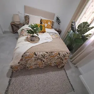 https://apartamentos-bakali.hotelsinnerja.org